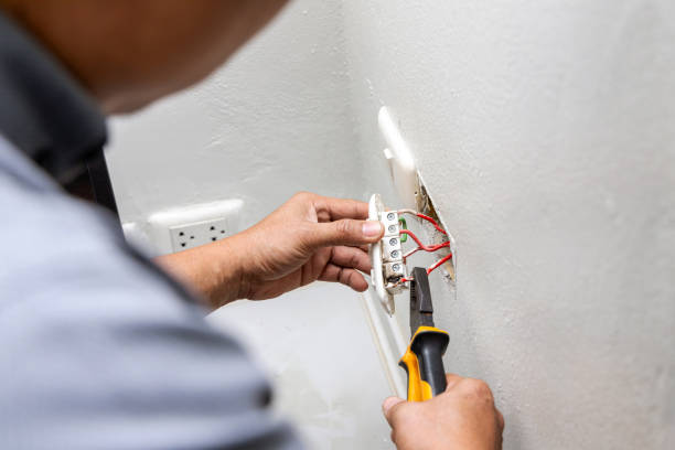 Best Emergency Electrical Repair  in Corona, CA